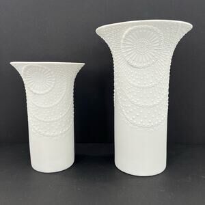 Kaiser W. Germany Porcelain Bisque MCM White Sunflower Medium Vases